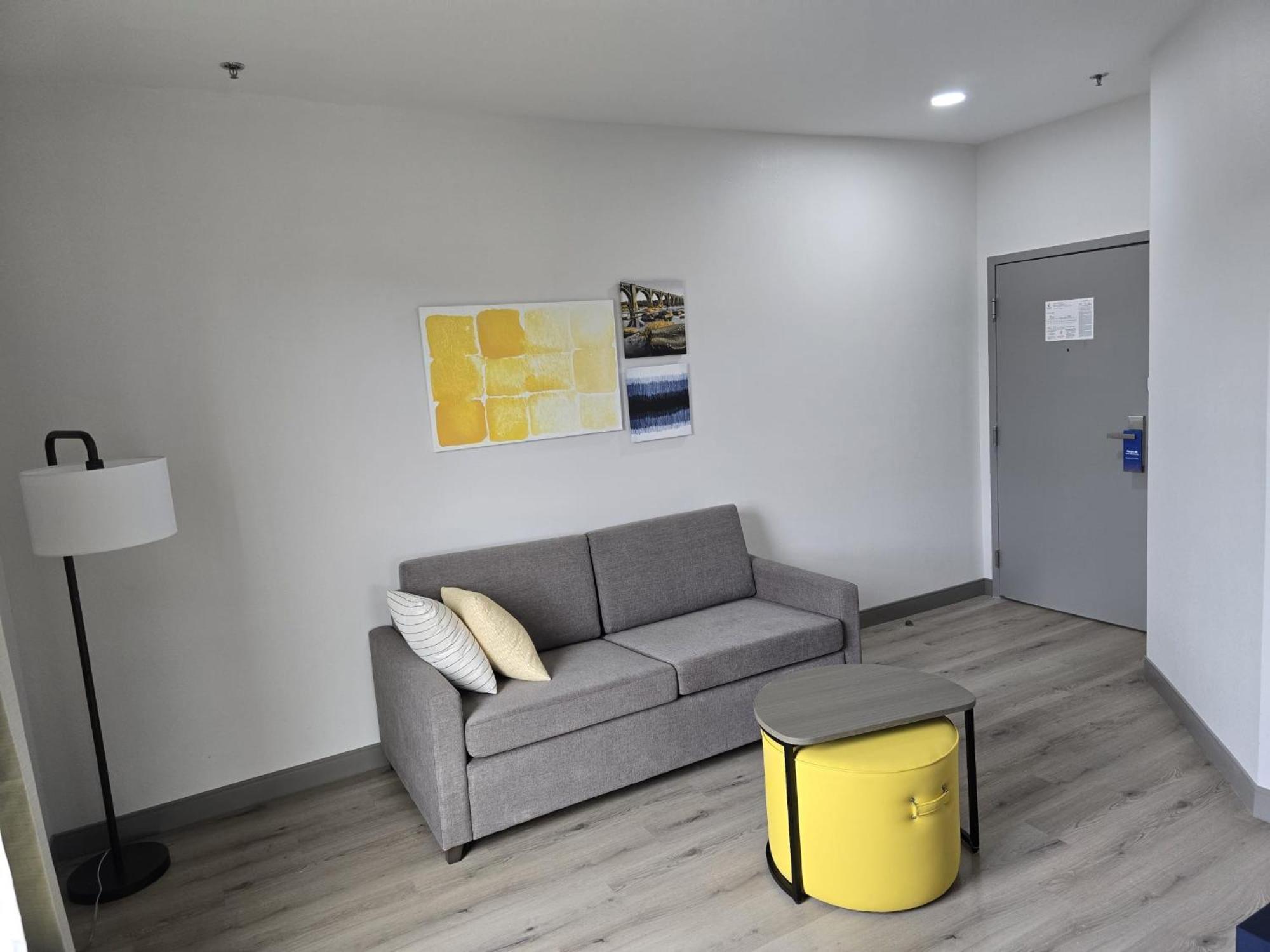 Comfort Inn & Suites Prince George - Fort Gregg エクステリア 写真