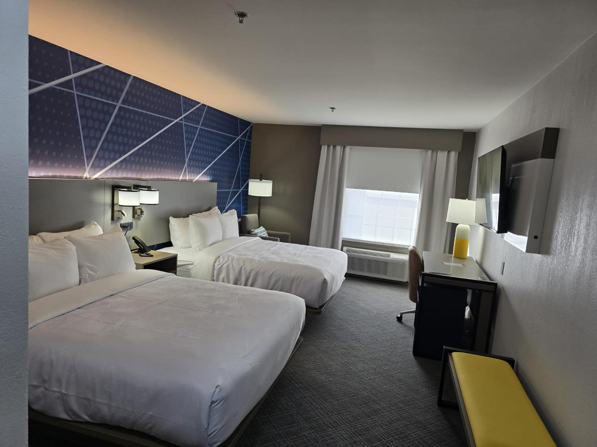 Comfort Inn & Suites Prince George - Fort Gregg エクステリア 写真