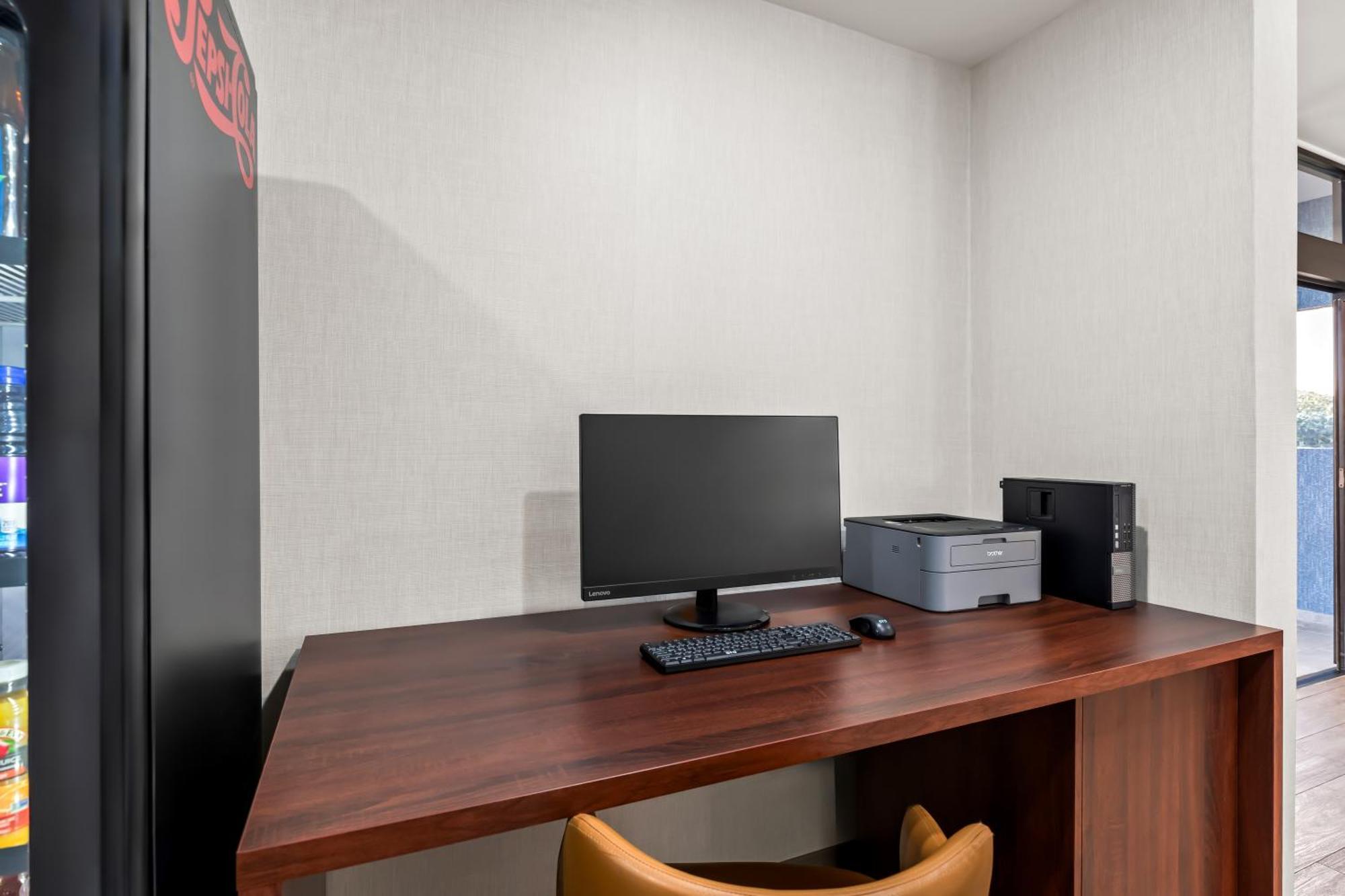Comfort Inn & Suites Prince George - Fort Gregg エクステリア 写真